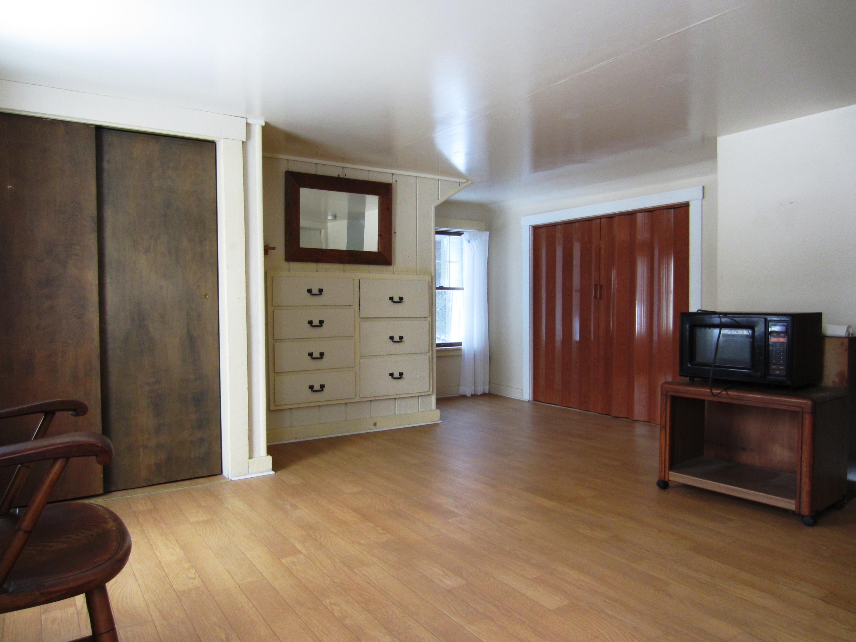 19 Auburn Street Springvale, ME 04083 - Photo 20 of 29 Bedroom2-5