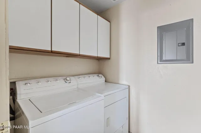 a picture of city view