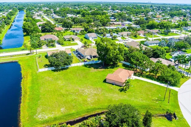 a view of a yard with an outdoor space