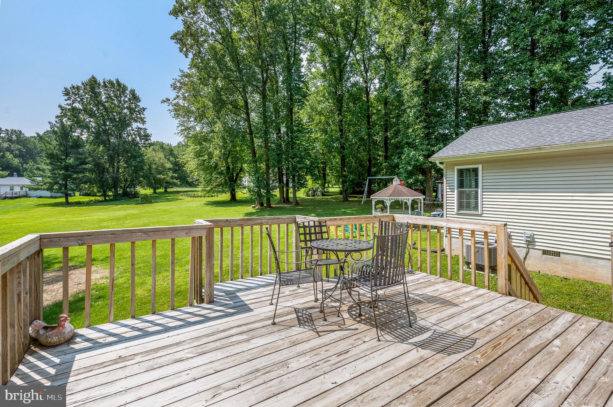 310 Reid Road Coatesville, PA 19320 - Photo 45 of 53 Exterior: in-law suite rear deck
