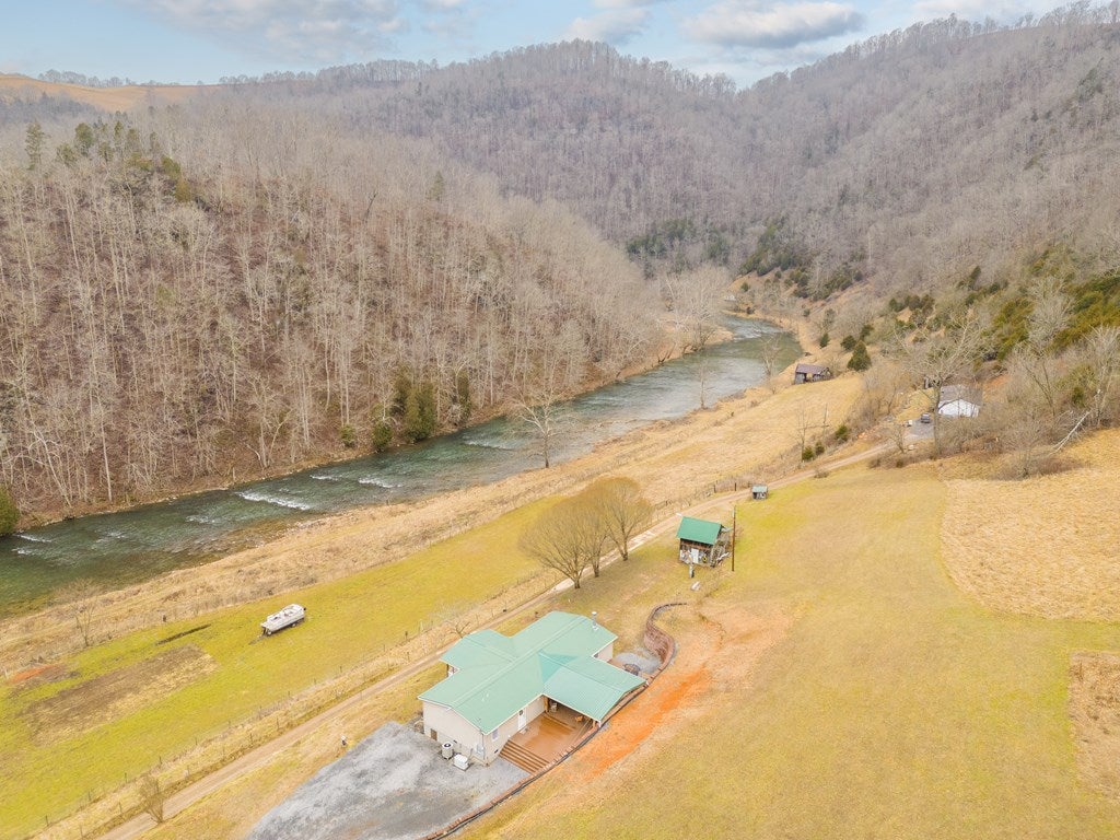 638 Shepard Hollow Road Honaker, VA 24260 - Photo 19 of 75 Gallery Image 19