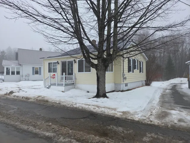$139,900 | 90 Bates Street, Millinocket, ME 04462
