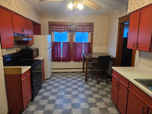 $119,900 | 90 Bates Street, Millinocket, ME 04462