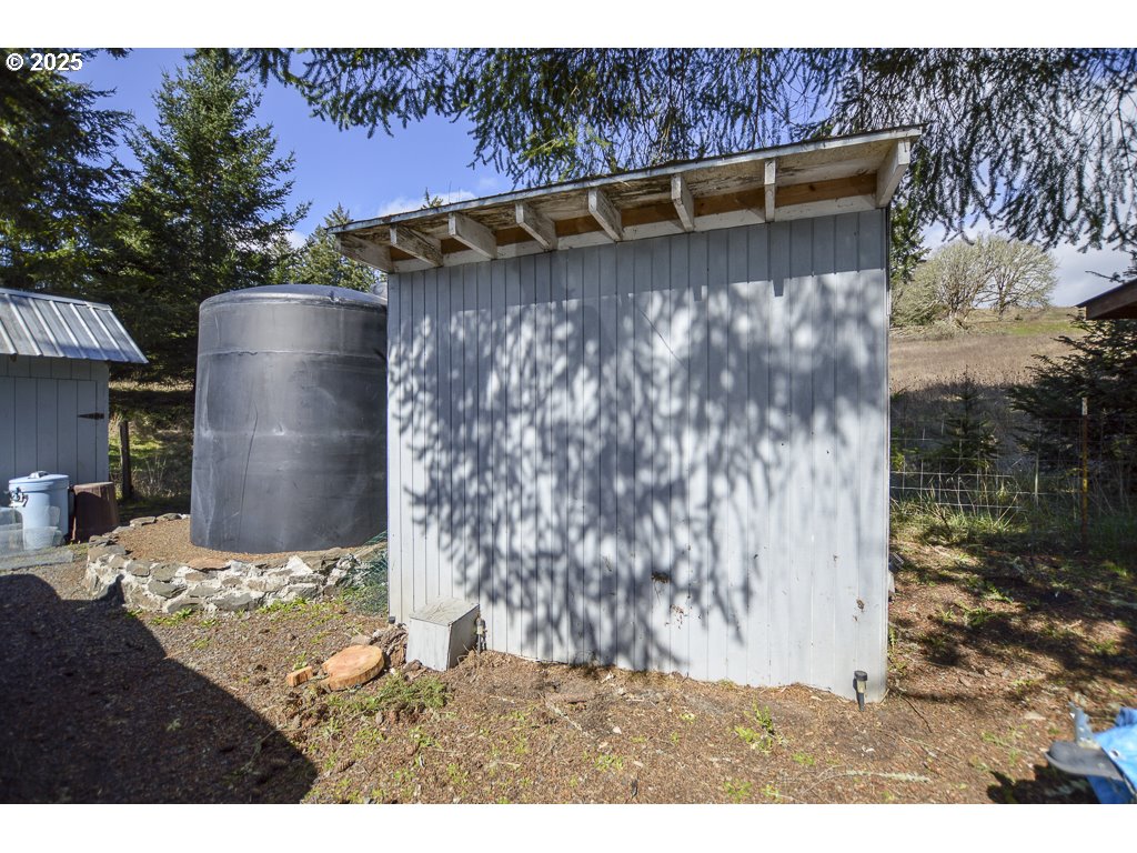 28385 Pleasant Valley Road Sweet Home, OR 97386 - Photo 24 of 44 Gallery Image 24