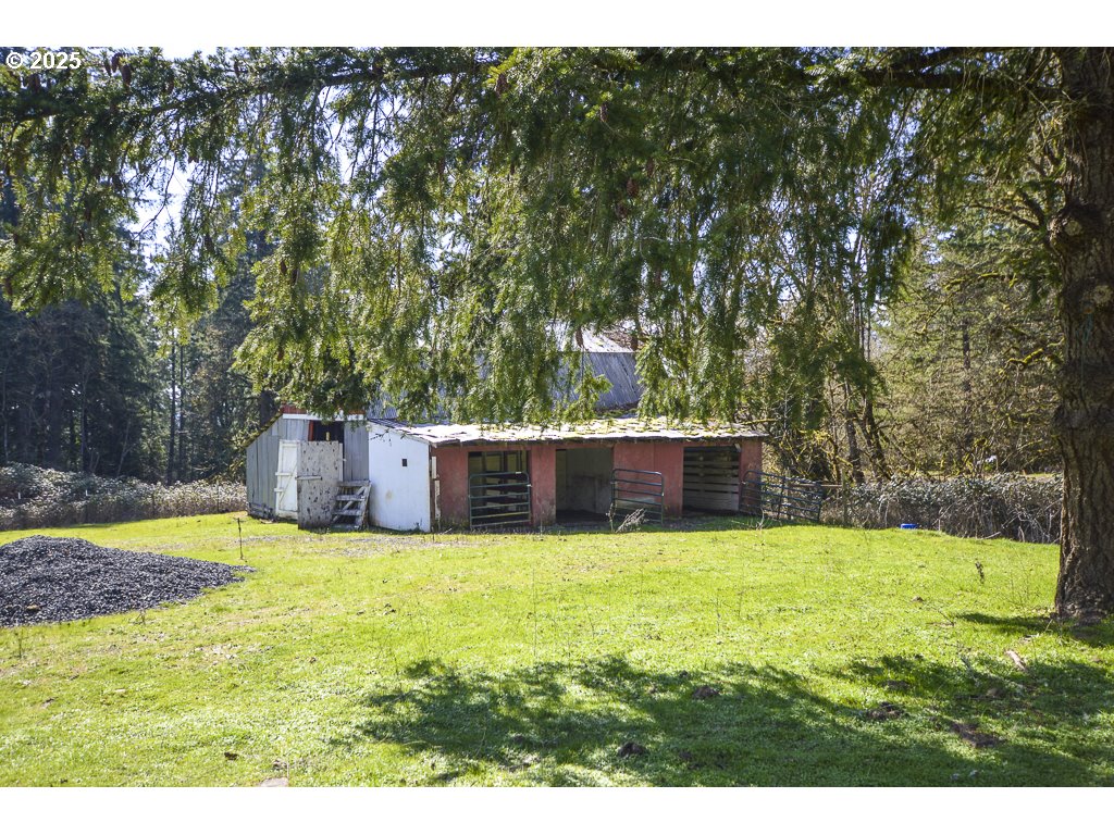 28385 Pleasant Valley Road Sweet Home, OR 97386 - Photo 39 of 44 Gallery Image 39