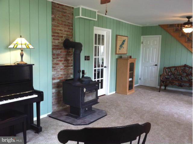 1228 Bacon Ridge Road Crownsville, MD 21032 - Photo 4 of 30 Living Room