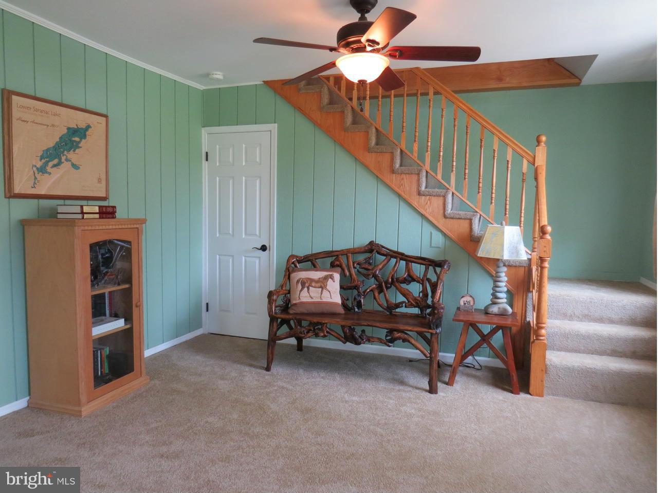 1228 Bacon Ridge Road Crownsville, MD 21032 - Photo 5 of 30 Living Room