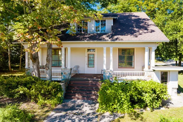 $549,900 | 311 North St Marys Avenue, Suttons Bay, MI 49682