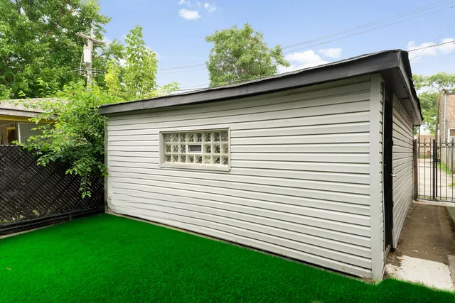 $1,800 | 6923 South Vernon Avenue, Unit 1, Chicago, IL 60637