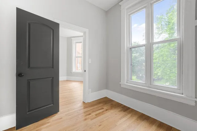 $1,800 | 6923 South Vernon Avenue, Unit 1, Chicago, IL 60637