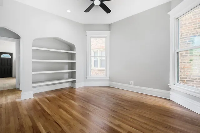 $1,800 | 6923 South Vernon Avenue, Unit 1, Chicago, IL 60637