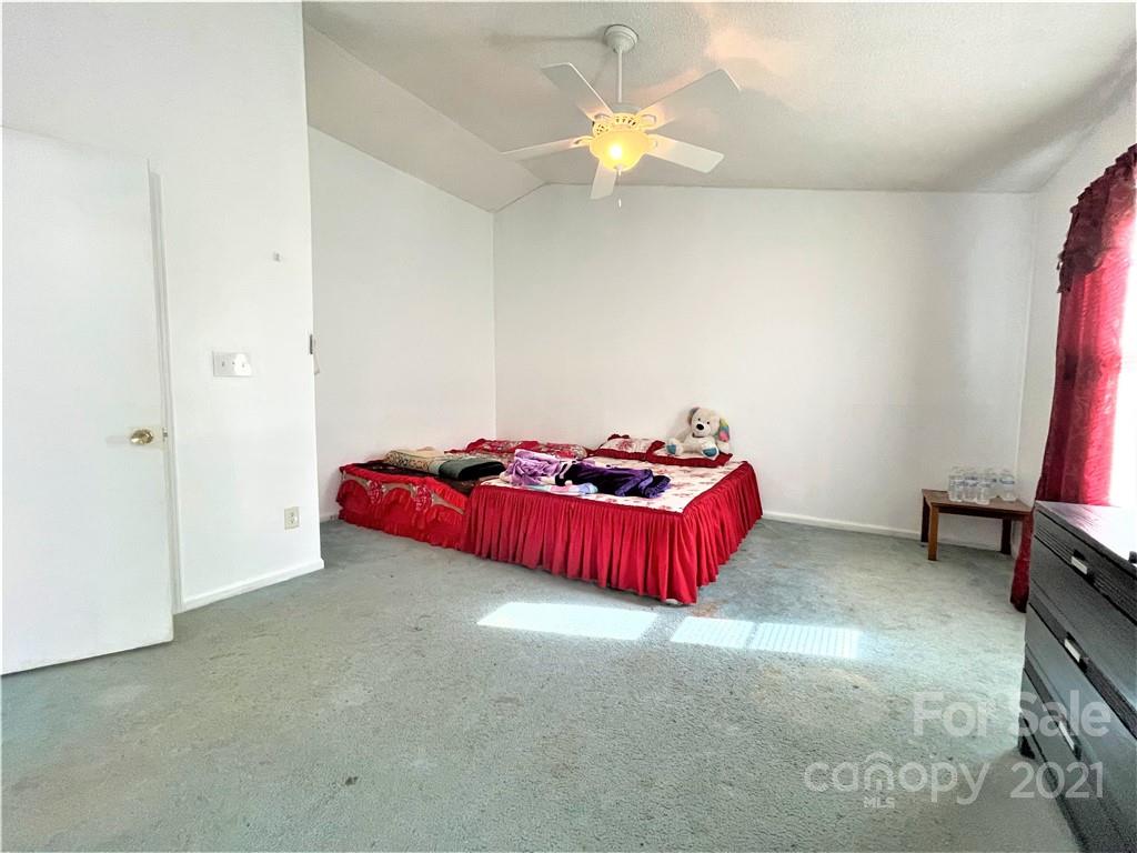 6027 Trysting Road Charlotte, NC 28227 - Photo 16 of 21 Gallery Image 16
