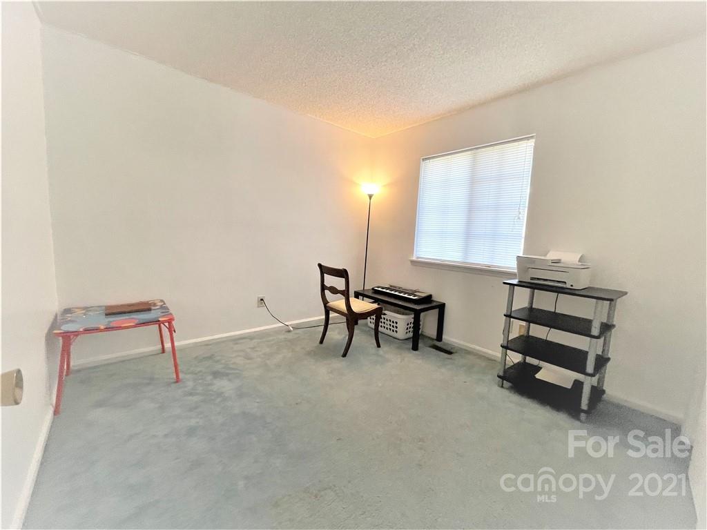 6027 Trysting Road Charlotte, NC 28227 - Photo 18 of 21 Gallery Image 18