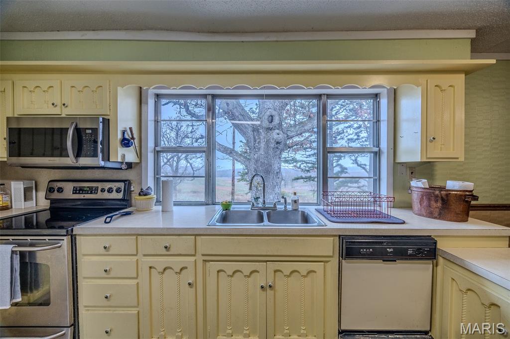 22781 A U.S. Rte 66 Lebanon, MO 65536 - Photo 15 of 37