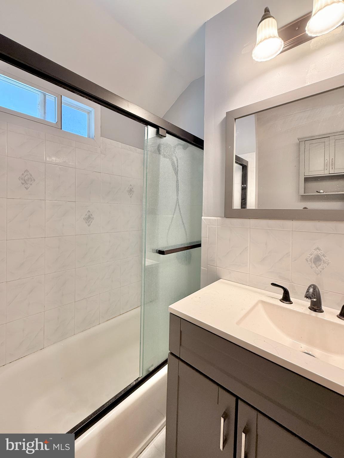 157 Walnut Street Westville, NJ 08093 - Photo 12 of 28