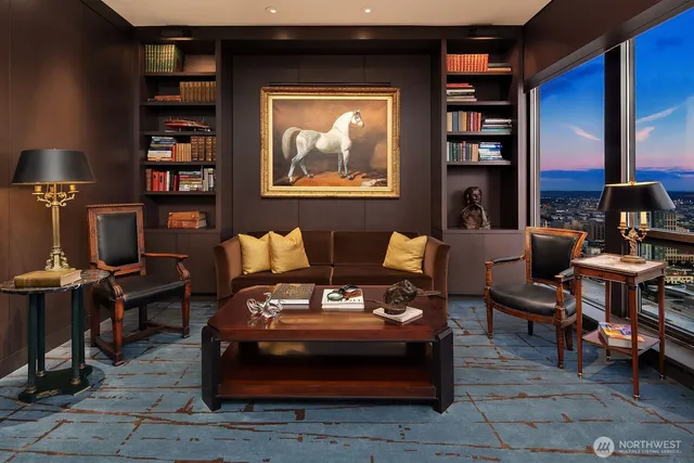 $8,600,000 | 1301 Spring Street, Unit PH32, Seattle, WA 98104