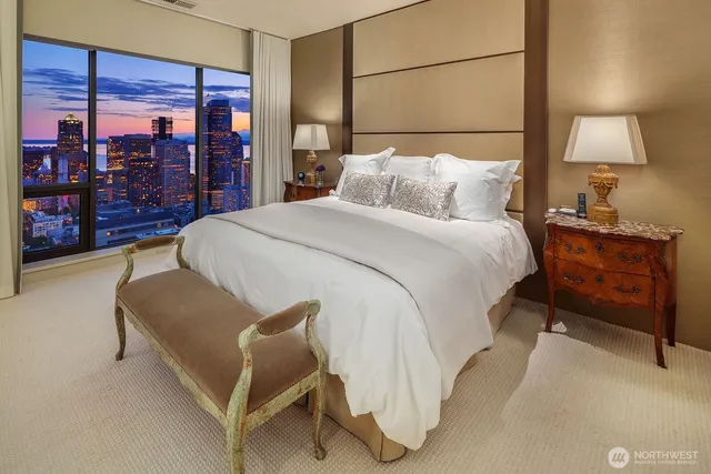 $8,600,000 | 1301 Spring Street, Unit PH32, Seattle, WA 98104