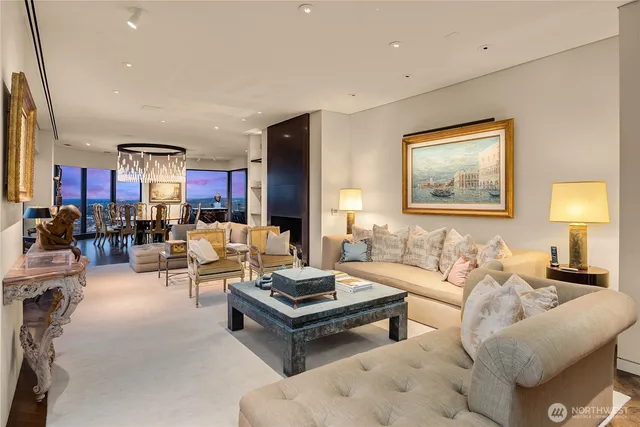 $8,600,000 | 1301 Spring Street, Unit PH32, Seattle, WA 98104