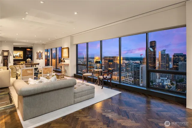 $8,600,000 | 1301 Spring Street, Unit PH32, Seattle, WA 98104