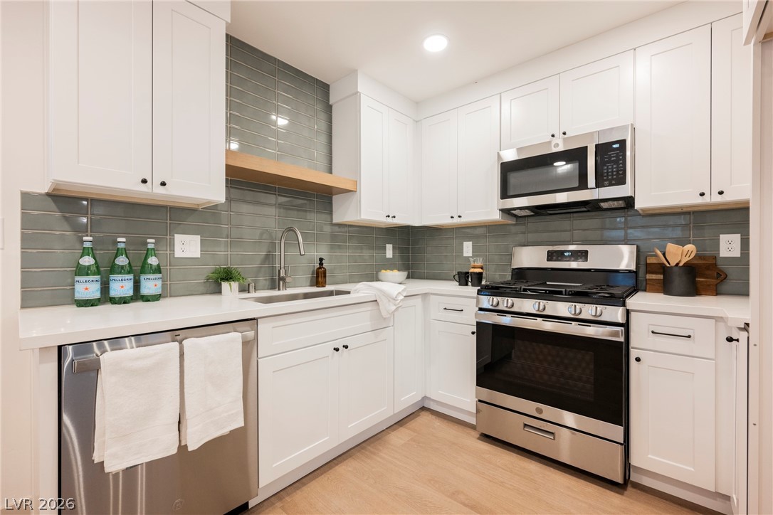 551 National Street Henderson, NV 89015 - Photo 3 of 35