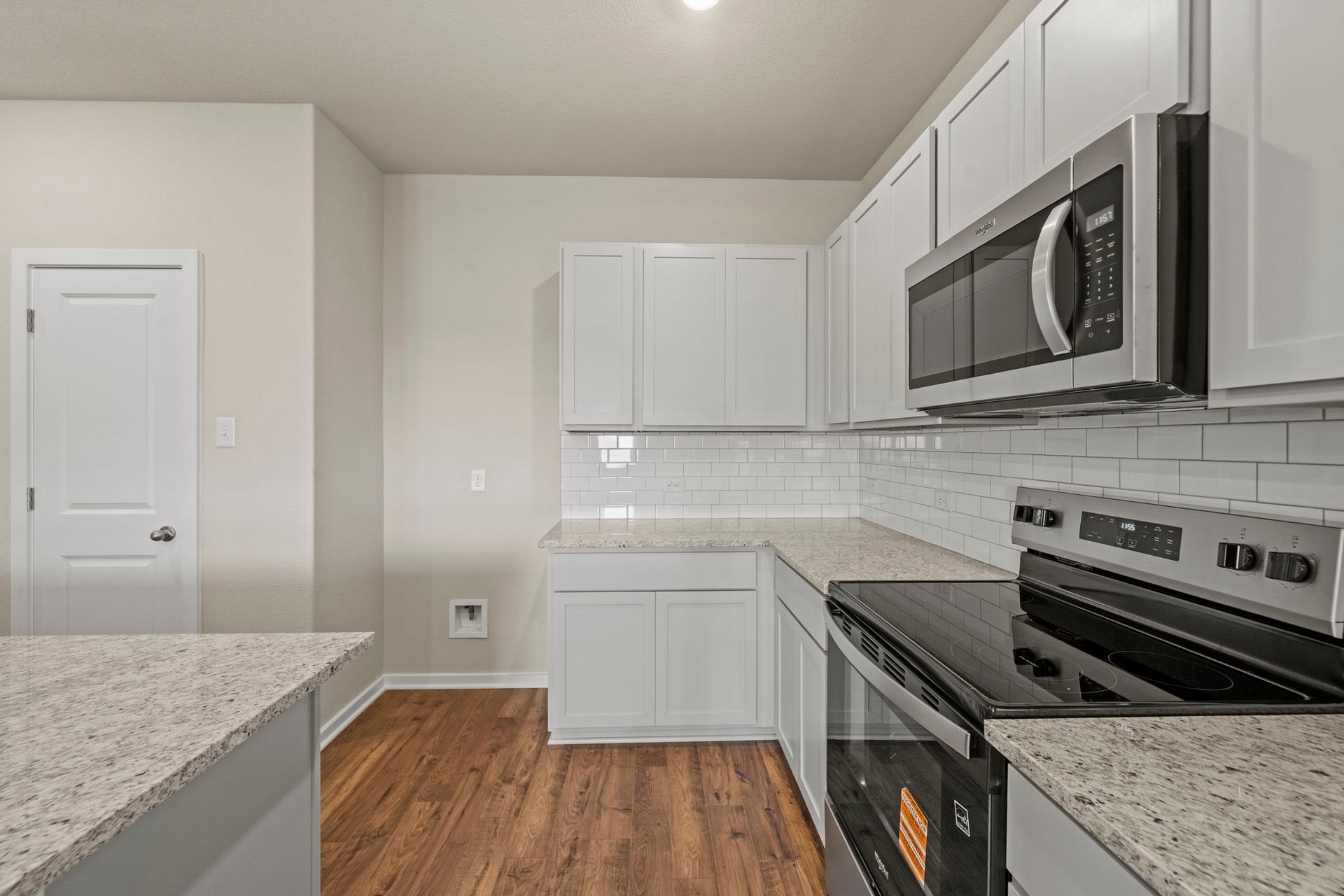 172 Wind Hill Jarrell, TX 76537 - Photo 11 of 30 Beautiful finishes in Light & Bright Kitchen