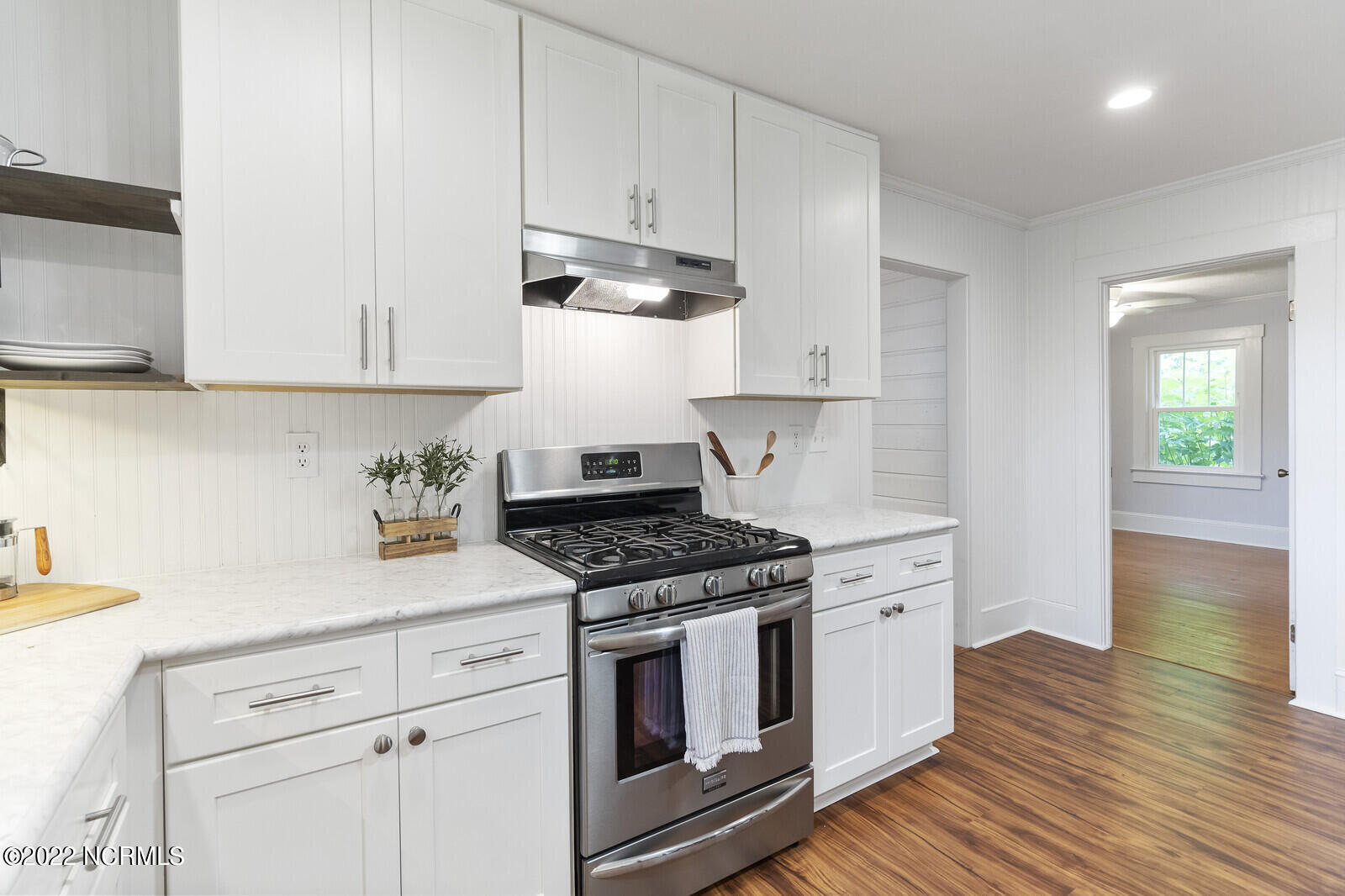 344 Hoover Road Hampstead, NC 28443 - Photo 23 of 48 Kitchen