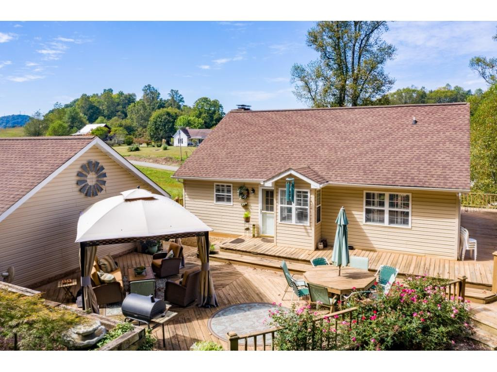 240 Frog Level Road Gray, TN 37615 - Photo 5 of 27 Photo 5
