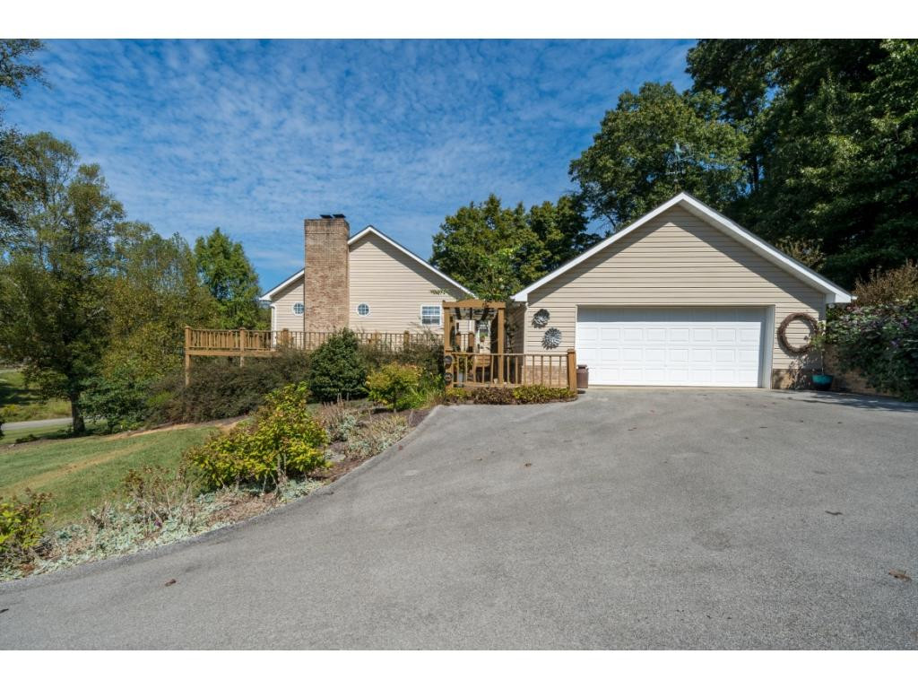 240 Frog Level Road Gray, TN 37615 - Photo 7 of 27 Photo 7