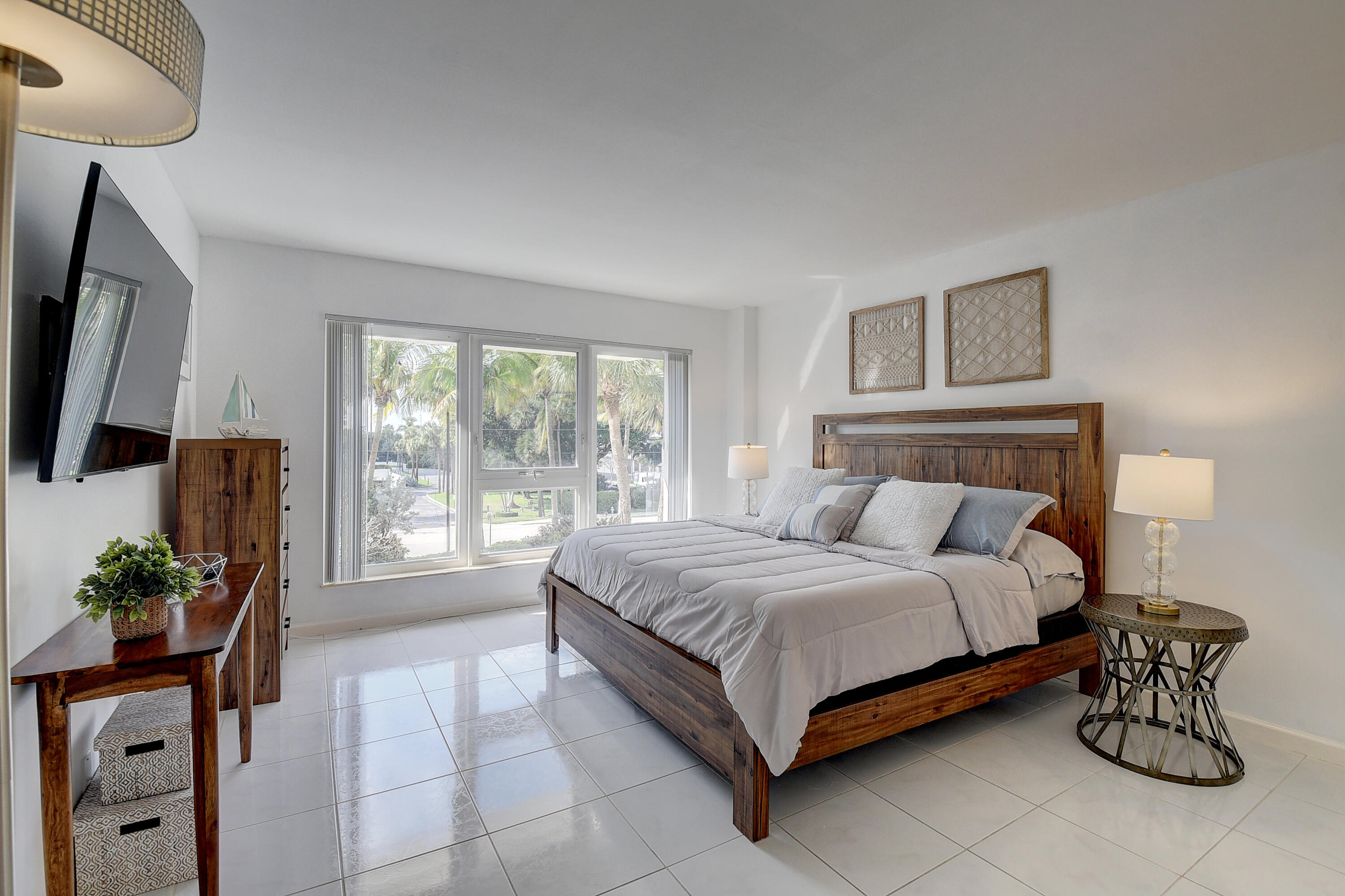 2066 North Ocean Boulevard, Unit 2NW Boca Raton, FL 33431 - Photo 10 of 25 Master Bedroom