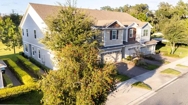 a car parked in front of a building