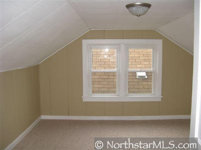 110 1st Street Proctor, MN 55810 - Photo 6 of 8 Gallery Image 6