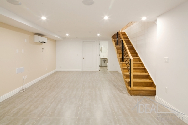 39 A Irving Place Brooklyn, NY 11238 - Photo 5 of 12
