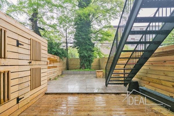 39 A Irving Place Brooklyn, NY 11238 - Photo 8 of 12
