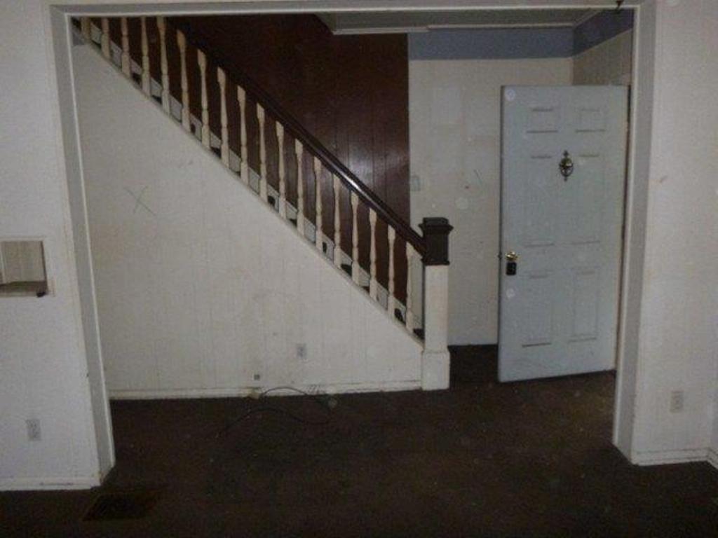 3206 Rainbow Run Road Monongahela, PA 15063 - Photo 4 of 17 Gallery Image 4