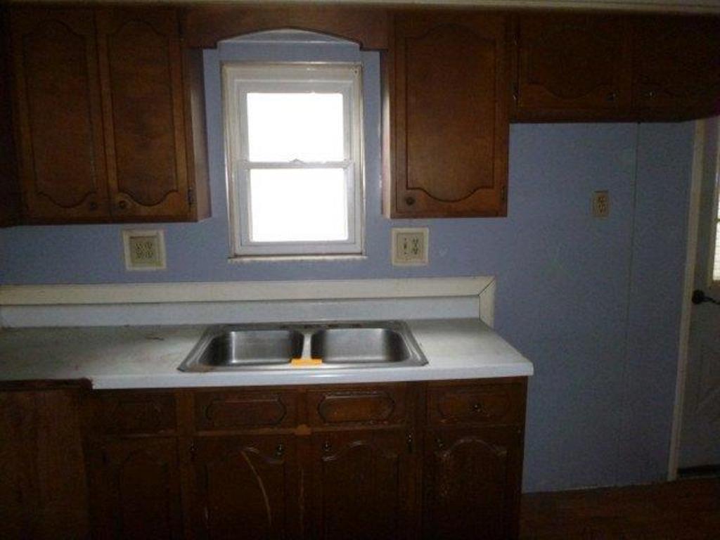 3206 Rainbow Run Road Monongahela, PA 15063 - Photo 6 of 17 Gallery Image 6