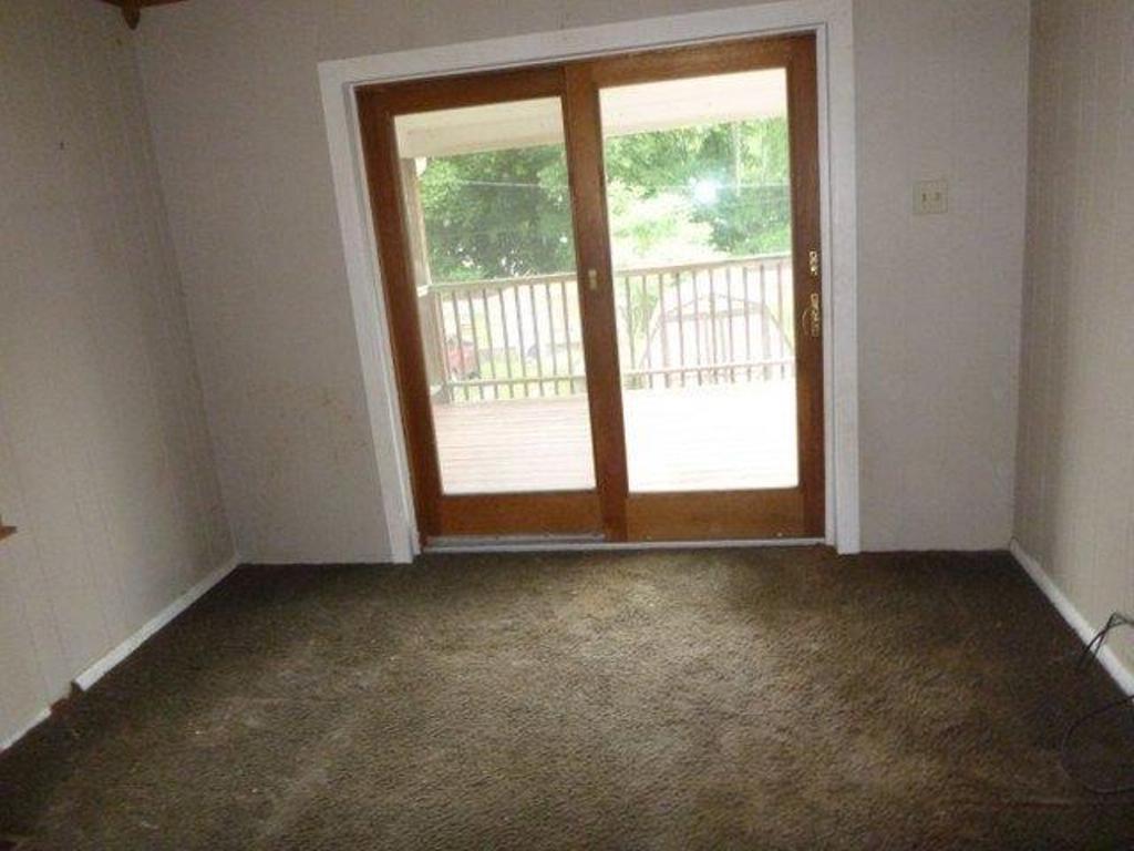 3206 Rainbow Run Road Monongahela, PA 15063 - Photo 8 of 17 Gallery Image 8