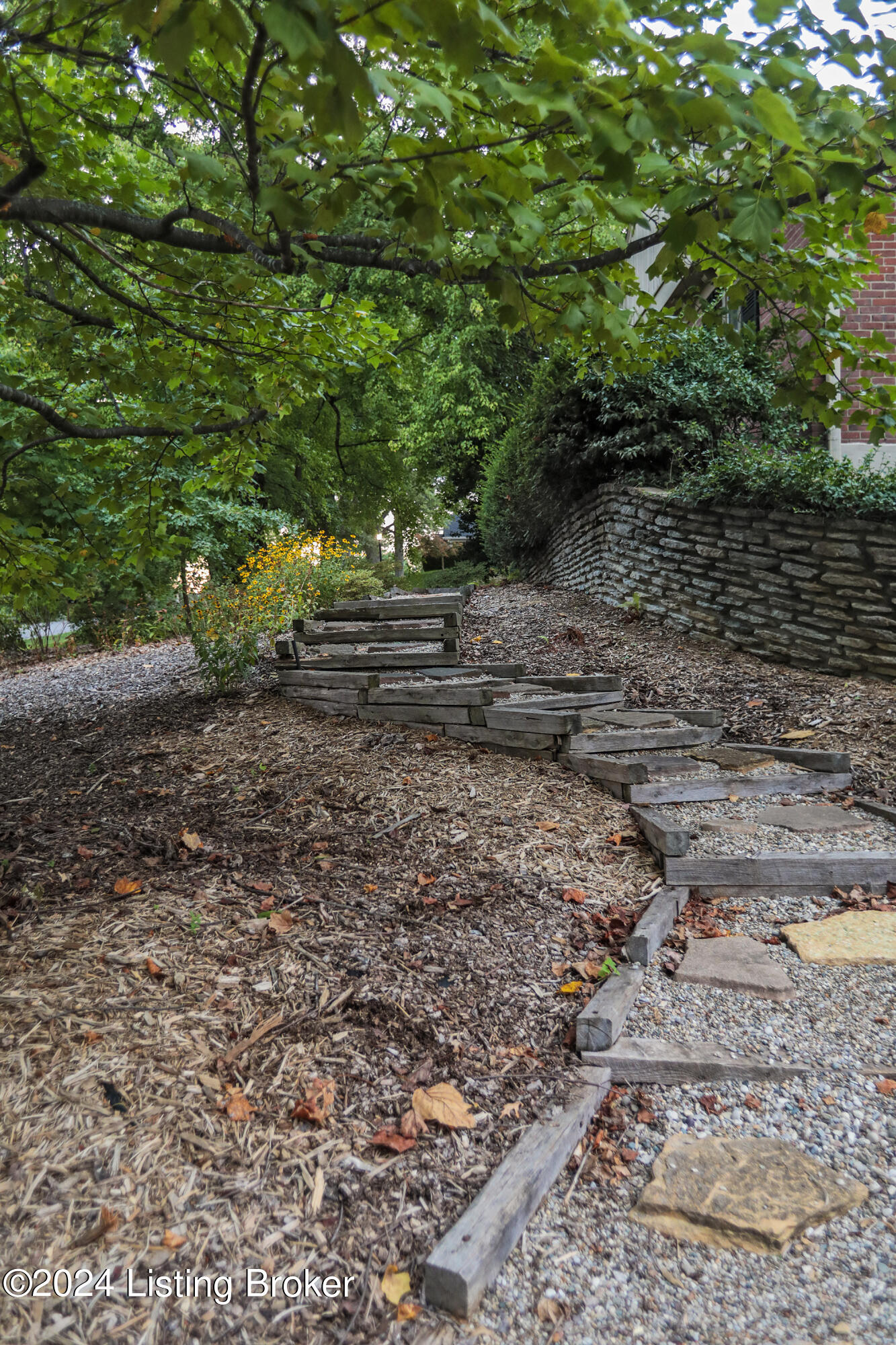 507 Brookview Road Louisville, KY 40207 - Photo 41 of 41 507_Brookview_050
