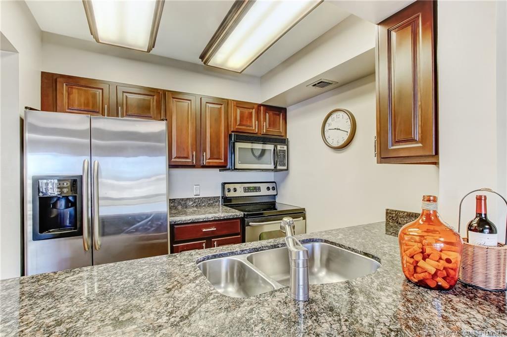 1950 Southwest Palm City Road, Unit 33204 Stuart, FL 34994 - Photo 6 of 40 Gallery Image 6