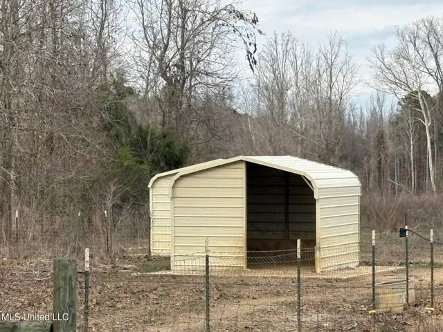 $975,000 | 1750 Hendrix Road, Coffeeville, MS 38922