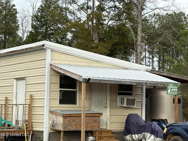 $975,000 | 1750 Hendrix Road, Coffeeville, MS 38922