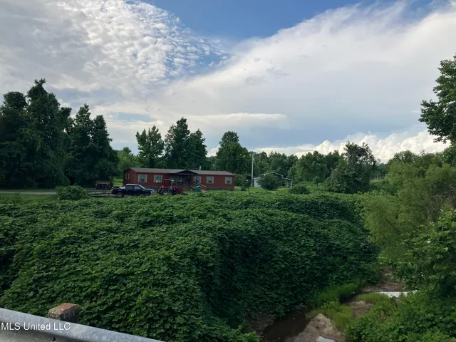 $975,000 | 1750 Hendrix Road, Coffeeville, MS 38922