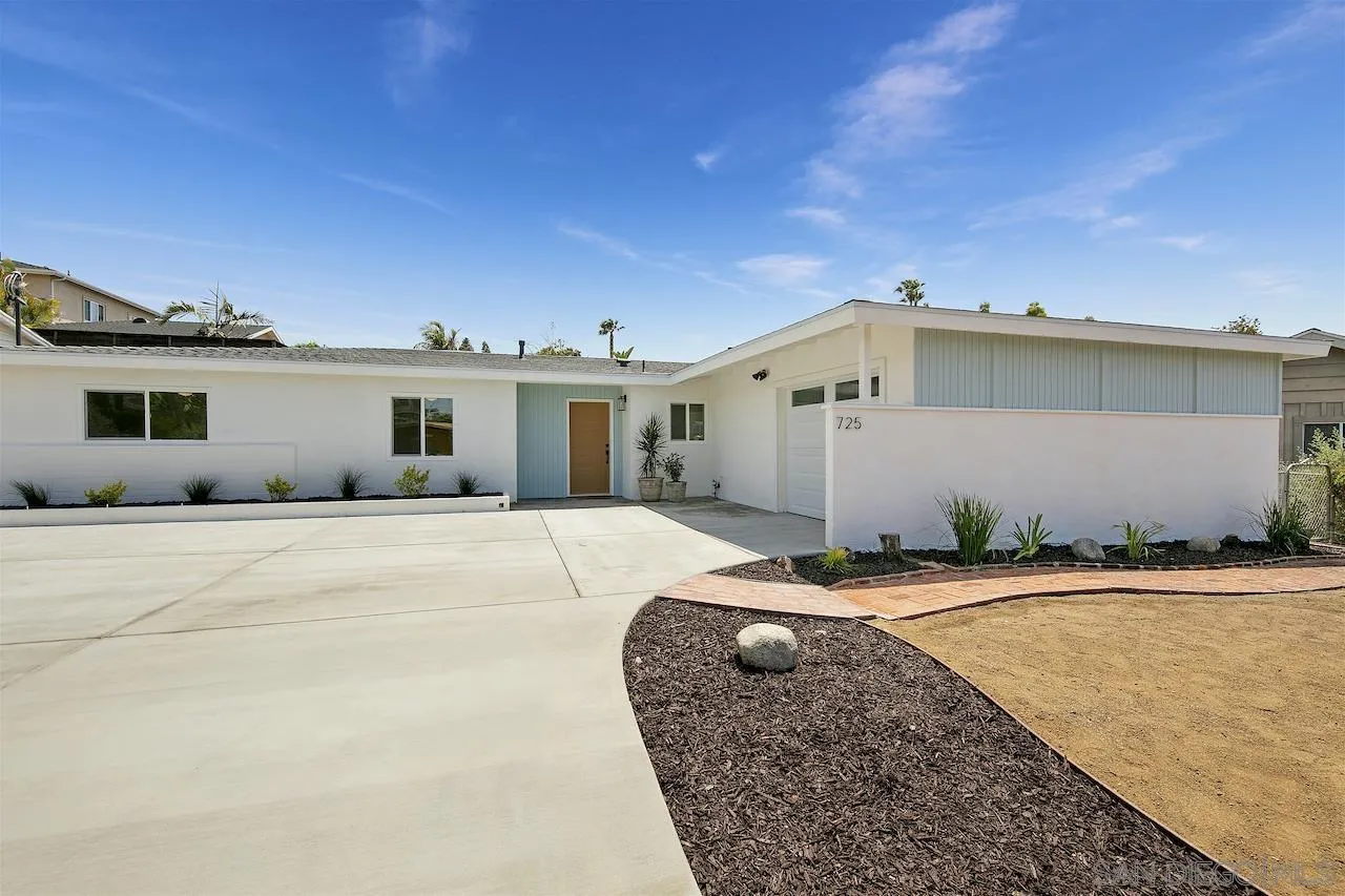 725 Cathy Lane Encinitas, CA 92007 - Photo 31 of 31 a front view of a house with entertaining space