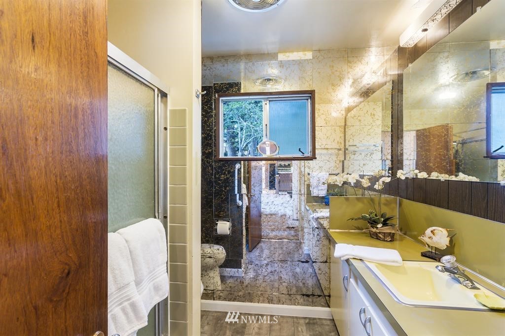 4915 Northeast North Shore Road Belfair, WA 98528 - Photo 14 of 25 Gallery Image 14