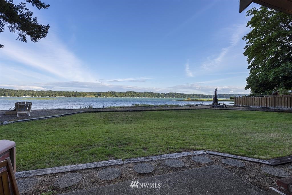 4915 Northeast North Shore Road Belfair, WA 98528 - Photo 10 of 25 Gallery Image 10