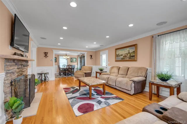 $1,399,000 | 10 Field Avenue, Hicksville, NY 11801