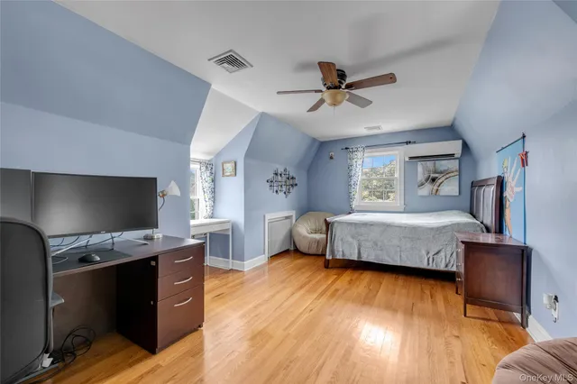 $1,399,000 | 10 Field Avenue, Hicksville, NY 11801