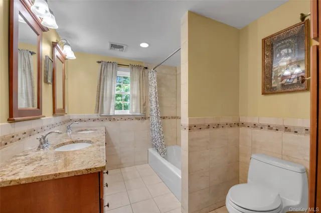 $1,399,000 | 10 Field Avenue, Hicksville, NY 11801