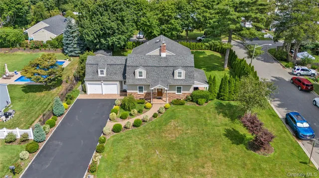 $1,399,000 | 10 Field Avenue, Hicksville, NY 11801