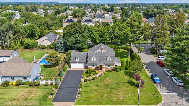 $1,399,000 | 10 Field Avenue, Hicksville, NY 11801