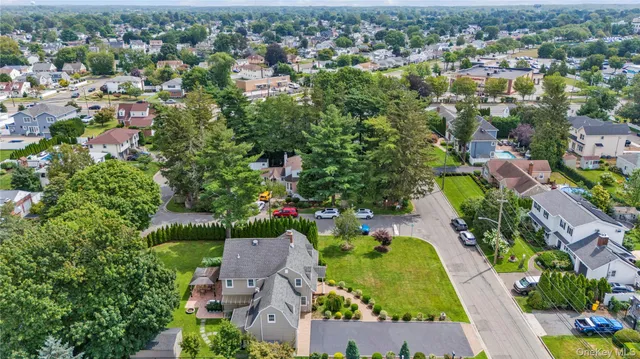 $1,399,000 | 10 Field Avenue, Hicksville, NY 11801